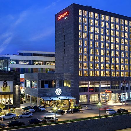 Hampton By Hilton Kocaeli Symbol Hotel Exterior photo