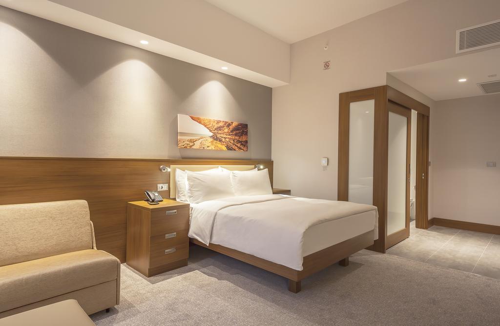 Hampton By Hilton Kocaeli Symbol Hotel Room photo