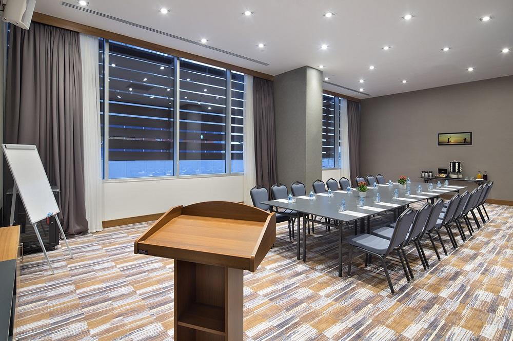 Hampton By Hilton Kocaeli Symbol Hotel Exterior photo