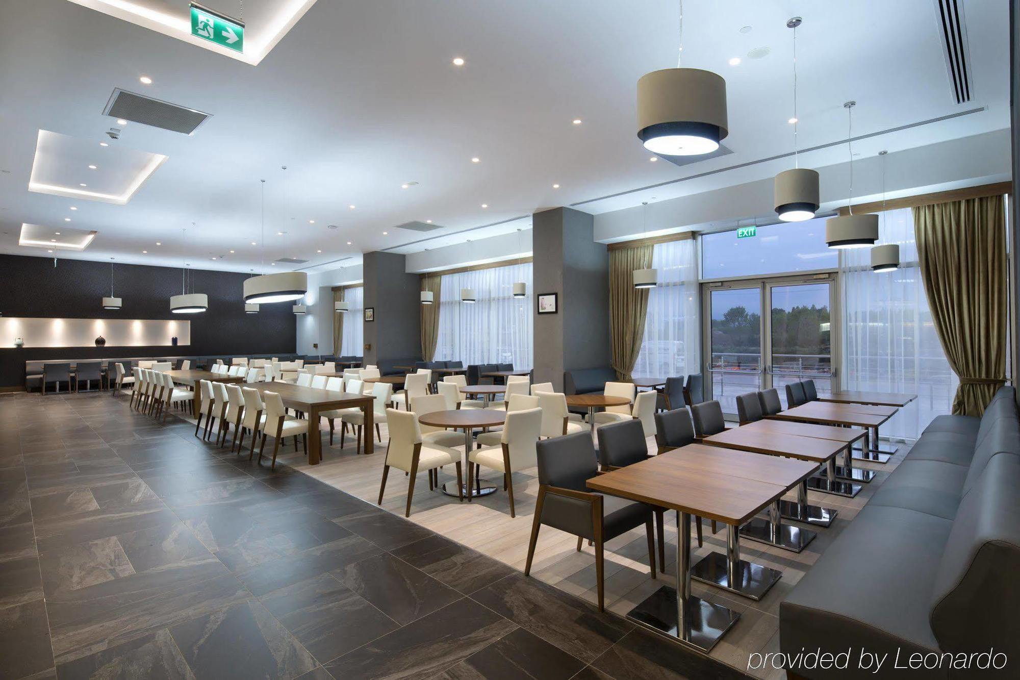Hampton By Hilton Kocaeli Symbol Hotel Exterior photo