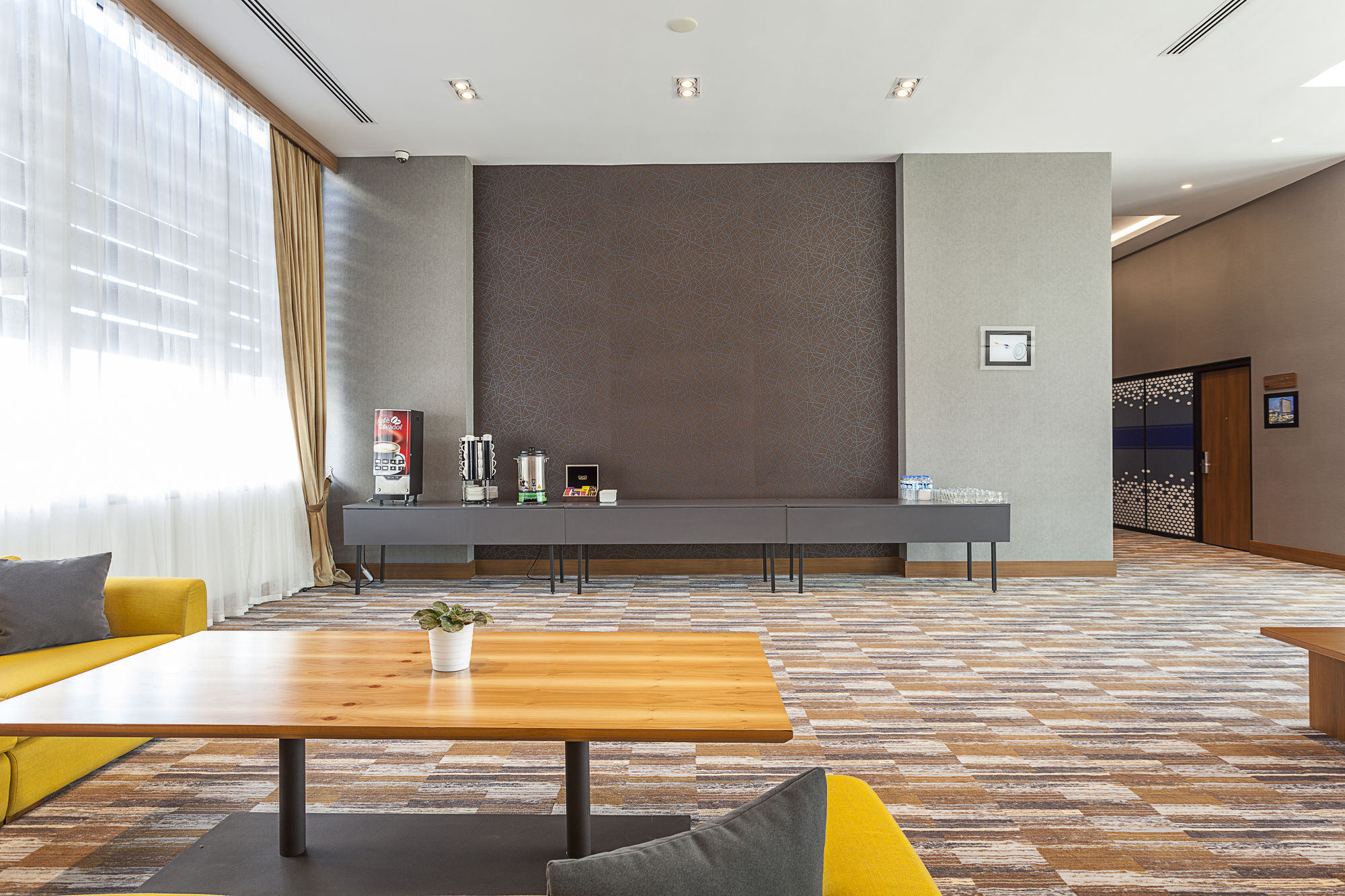 Hampton By Hilton Kocaeli Symbol Hotel Exterior photo